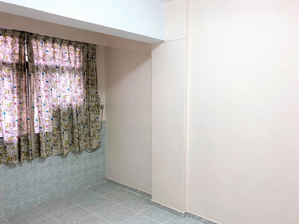 沙頭角市中心唐樓由沙頭角一號地產有限公司代理